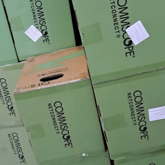 Cáp mạng Commscope/AMP CAT6 1427254-6 (305m/cuộn, hàng chính hãng)