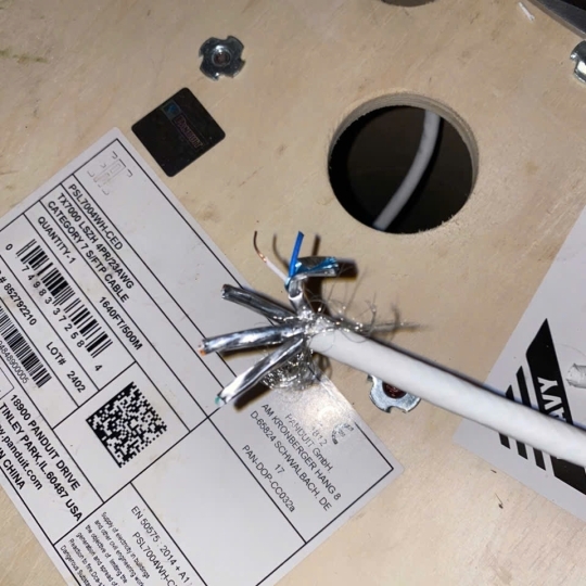 CÁP MẠNG CAT7 CHỐNG NHIỄU HIỆU PANDUIT